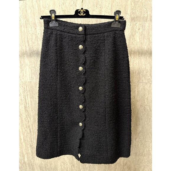 Chanel Black Tweed Button-Front Midi Skirt Size 38 Made In France - Picture 1 of 12